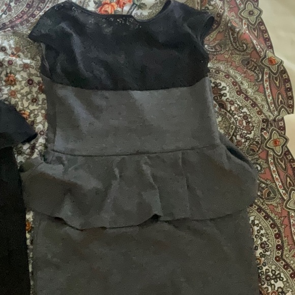 T2k dresses and one pair of heels so 7 - Picture 3 of 4